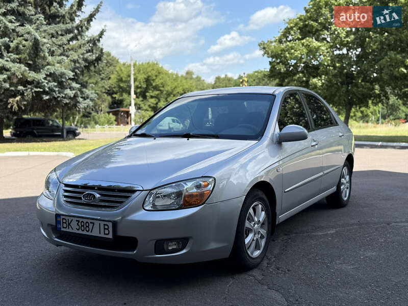 Kia Cerato (2007)