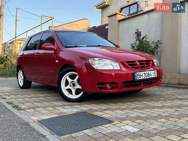 Kia Cerato (2005)