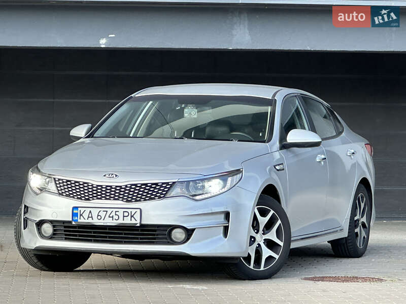 Kia K5 (2016)