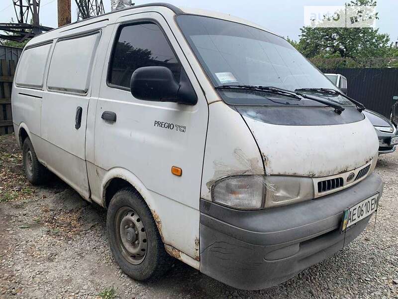 Kia Pregio (2003)