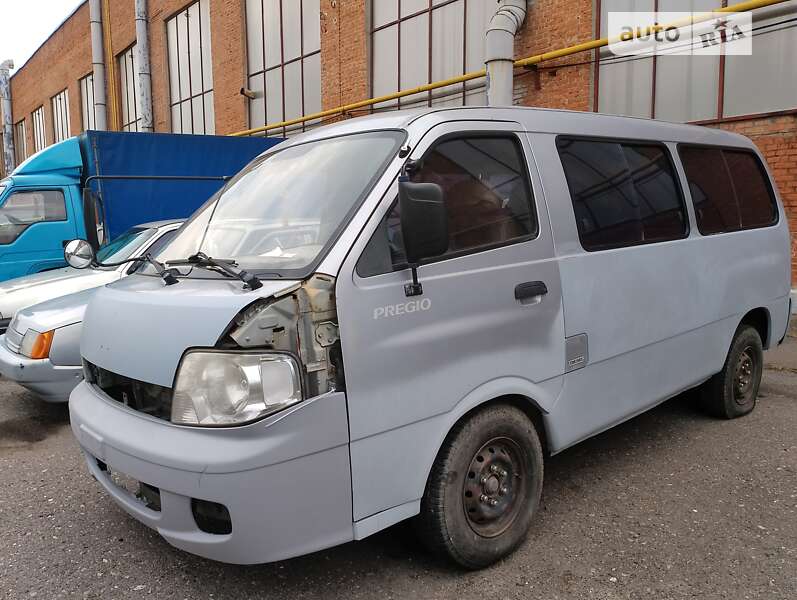 Kia Pregio (2005)