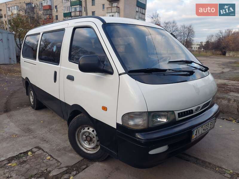 Kia Pregio (2003)