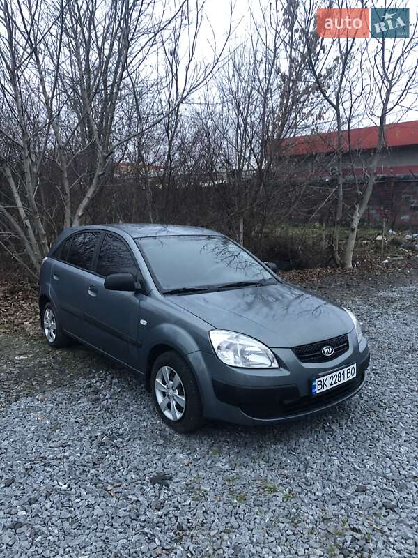 Kia Rio (2008)
