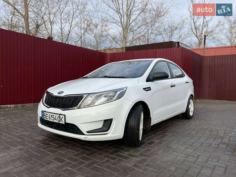 Kia Rio (2012)