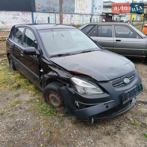 Kia Rio (2008)