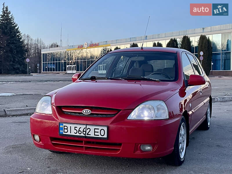 Kia Rio (2004)