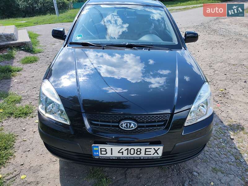 Kia Rio (2009)