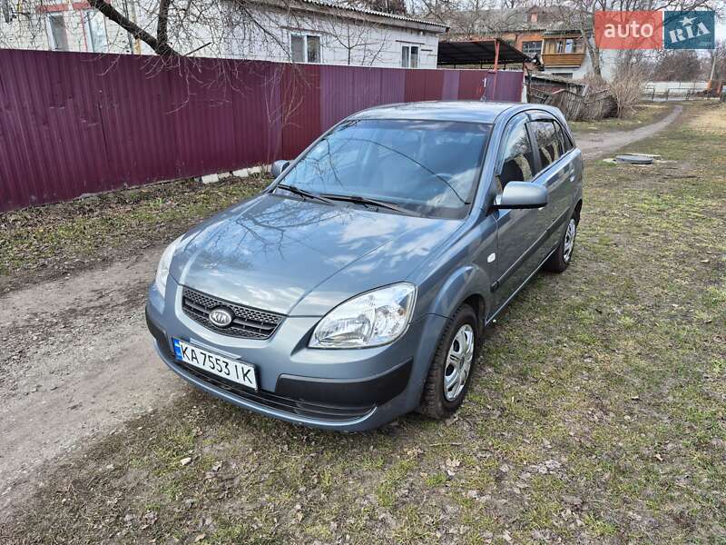 Kia Rio (2006)