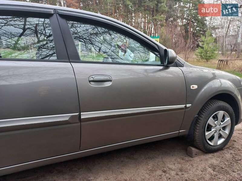 Kia Rio (2011)