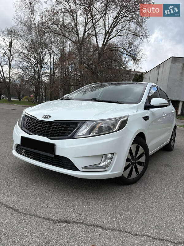 Kia Rio (2012)