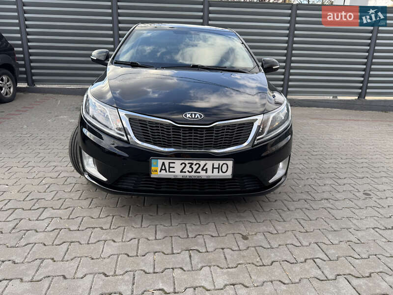 Kia Rio (2012)