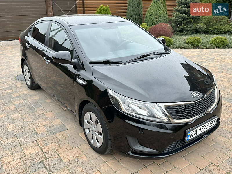 Kia Rio (2012)