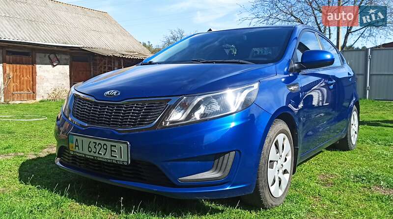 Kia Rio (2013)