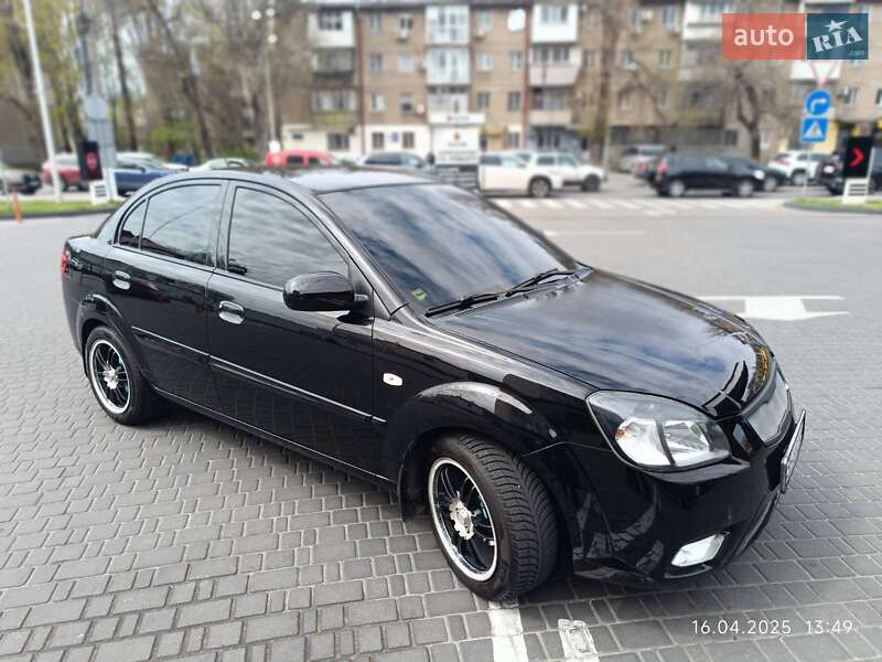 Kia Rio (2011)