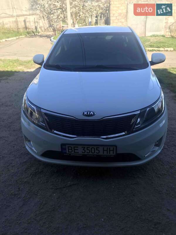 Kia Rio (2013)