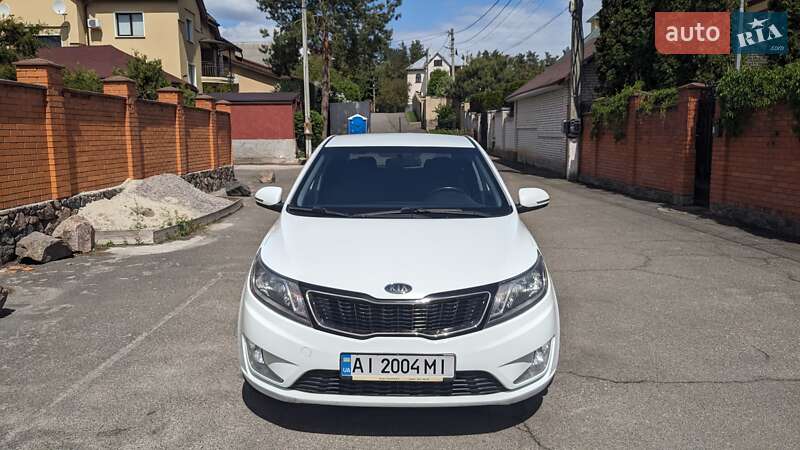 Kia Rio (2012)