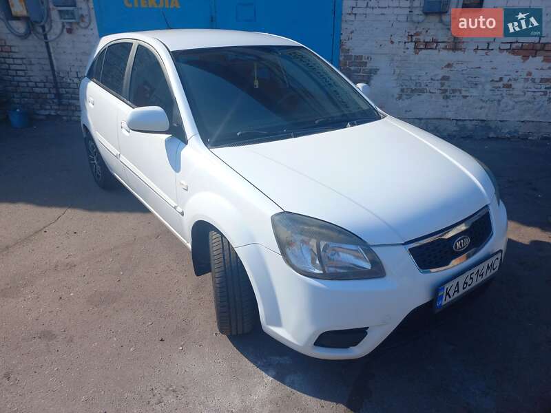 Kia Rio (2010)