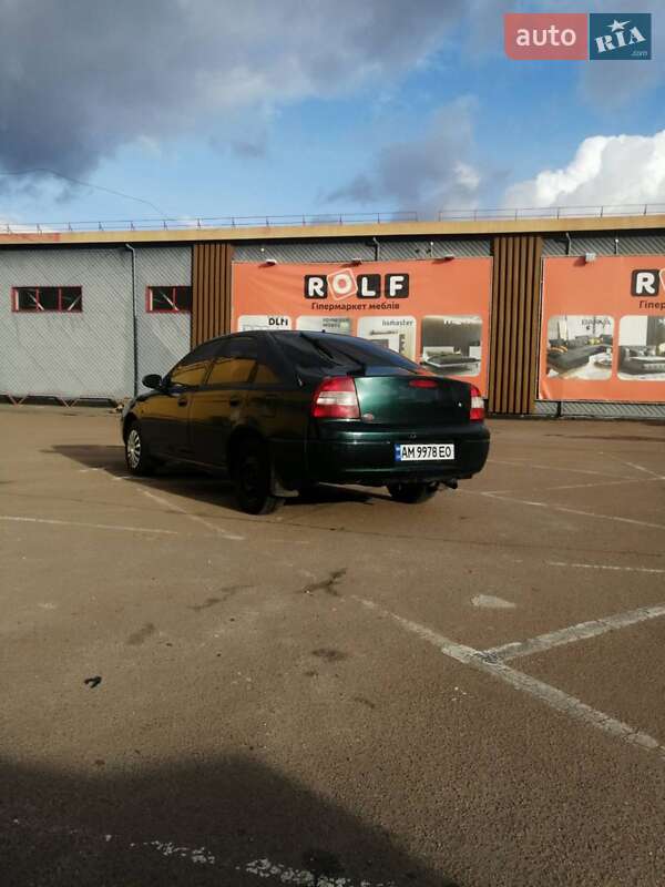 Kia Shuma (2000)