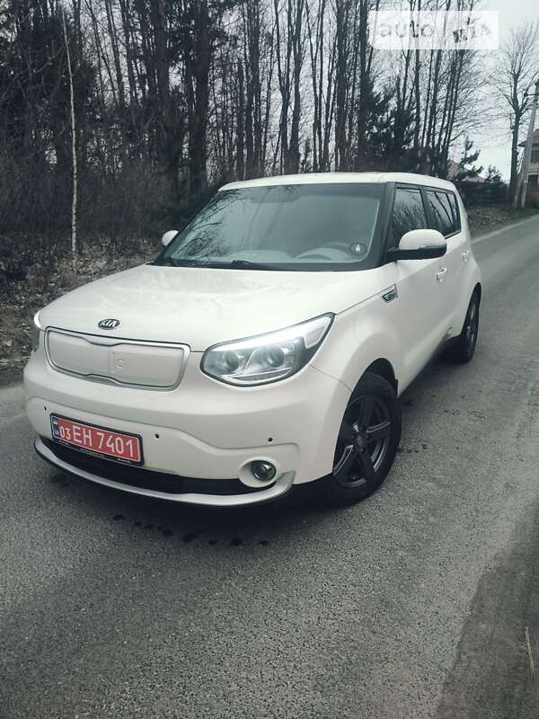 Kia Soul ev (2017)