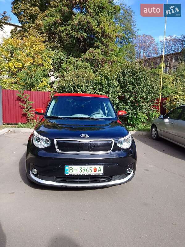 Kia Soul ev (2015)