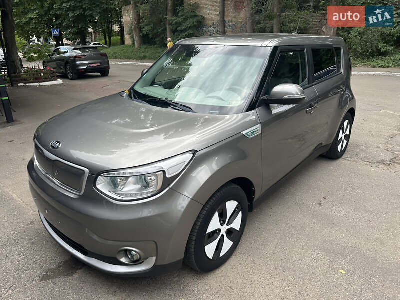 Kia Soul ev (2016)