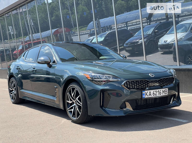 Kia Stinger (2021)