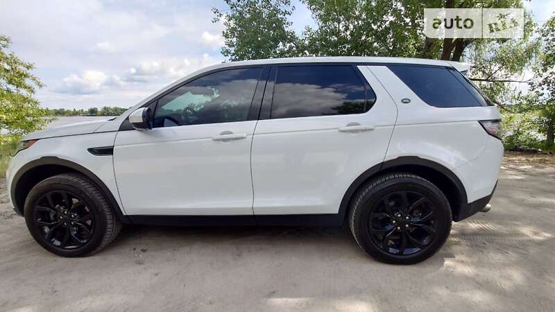 Land-rover Discovery sport (2015)