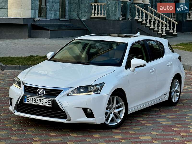 Lexus Ct (2014)
