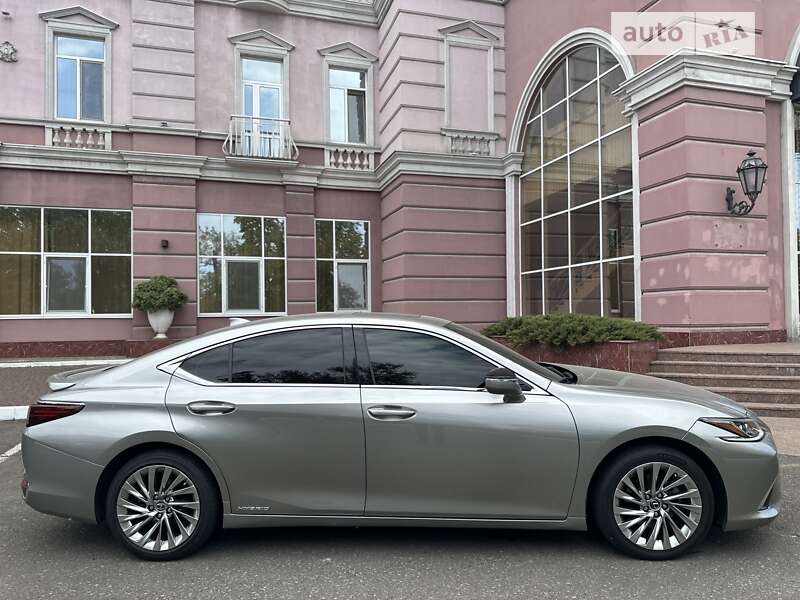 Lexus Es 300 (2018)