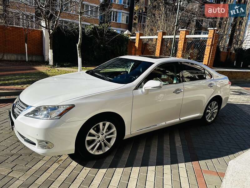 Lexus Es (2012)