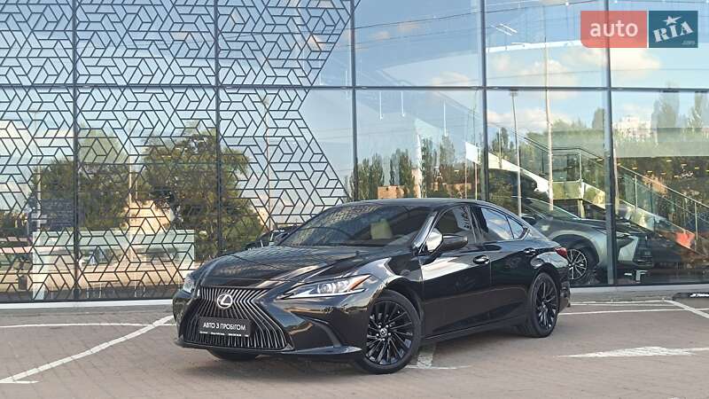 Lexus Es (2018)