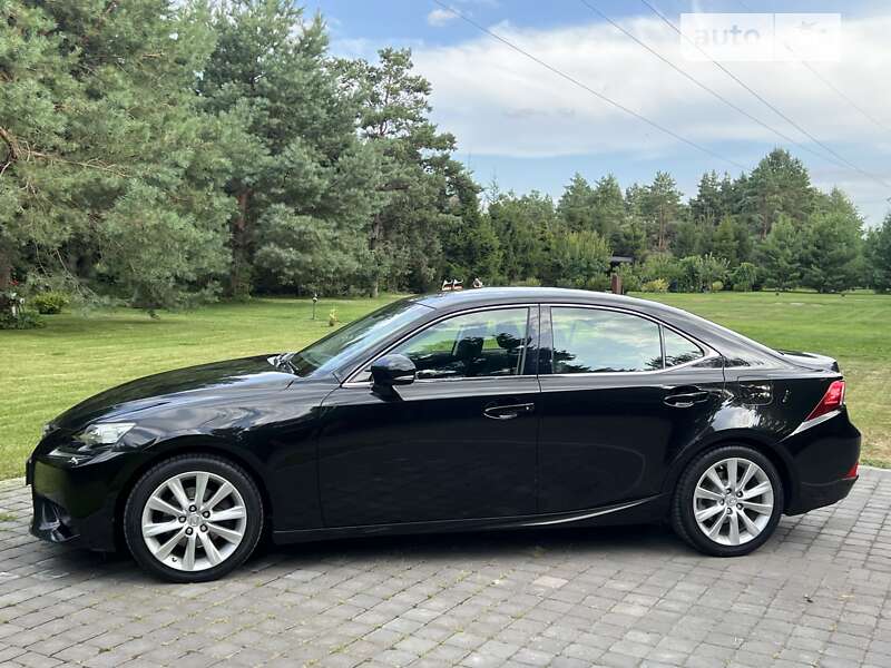 Lexus Is 250 (2013)