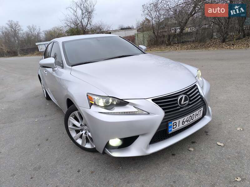 Lexus Is (2013)