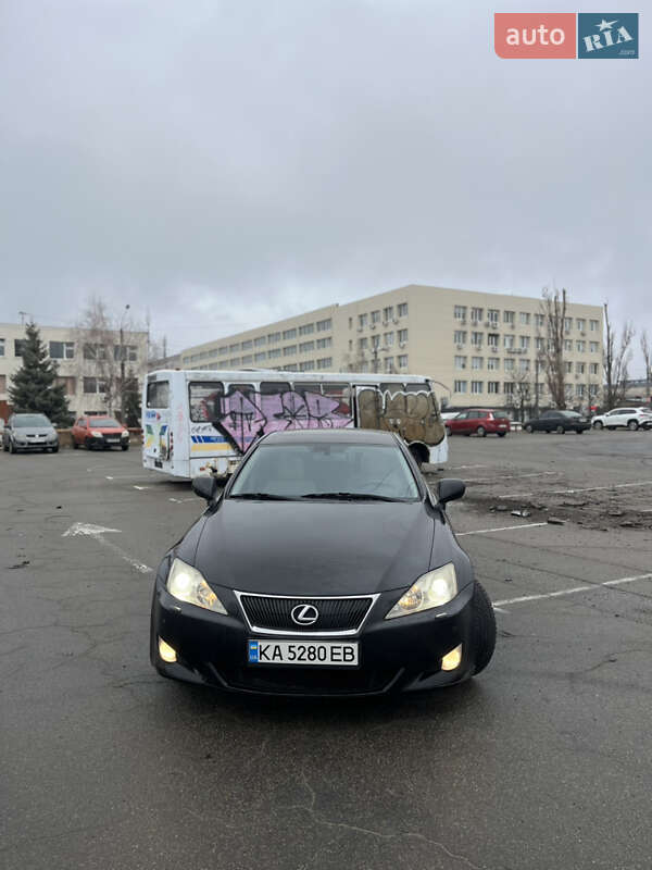 Lexus Is (2008)