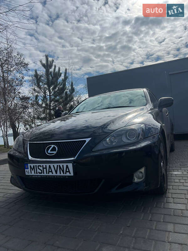 Lexus Is (2006)