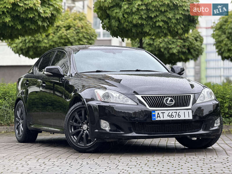 Lexus Is (2010)