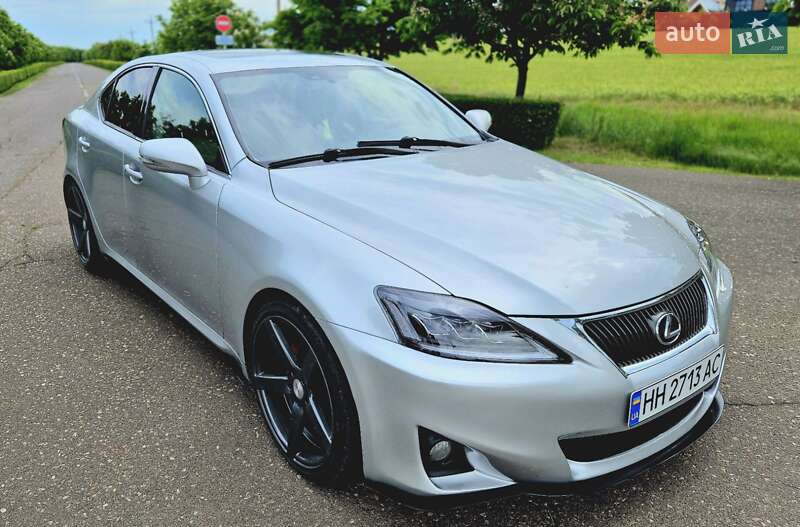 Lexus Is (2010)