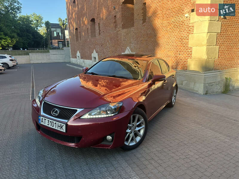 Lexus Is (2011)