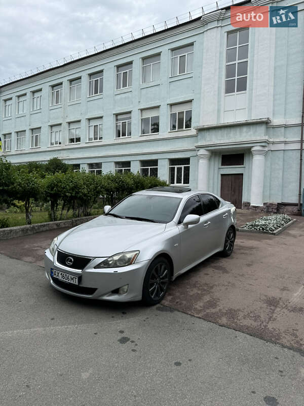 Lexus Is (2006)