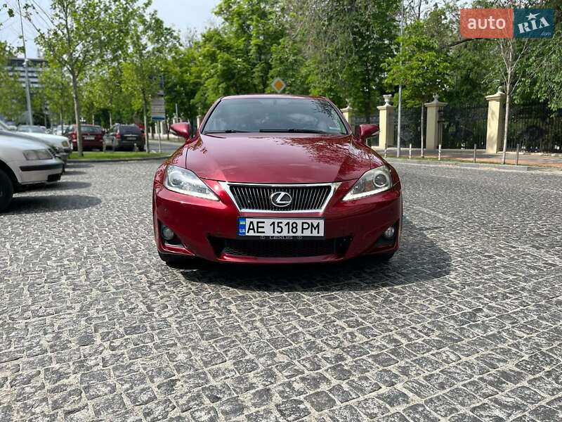 Lexus Is (2012)