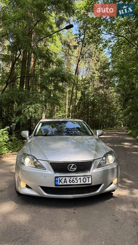 Lexus Is (2007)