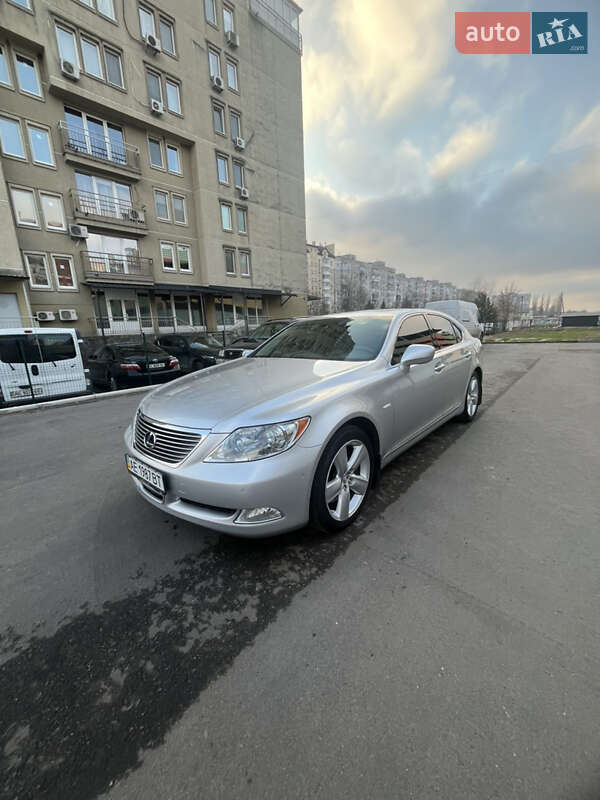 Lexus Ls (2007)