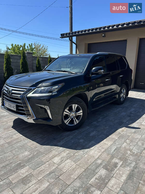 Lexus Lx (2019)