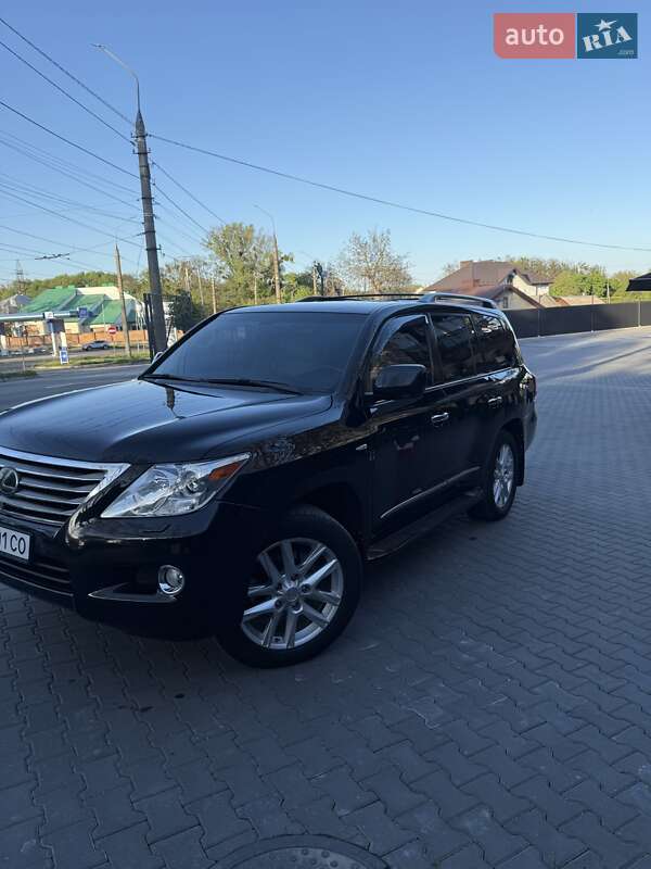 Lexus Lx (2008)