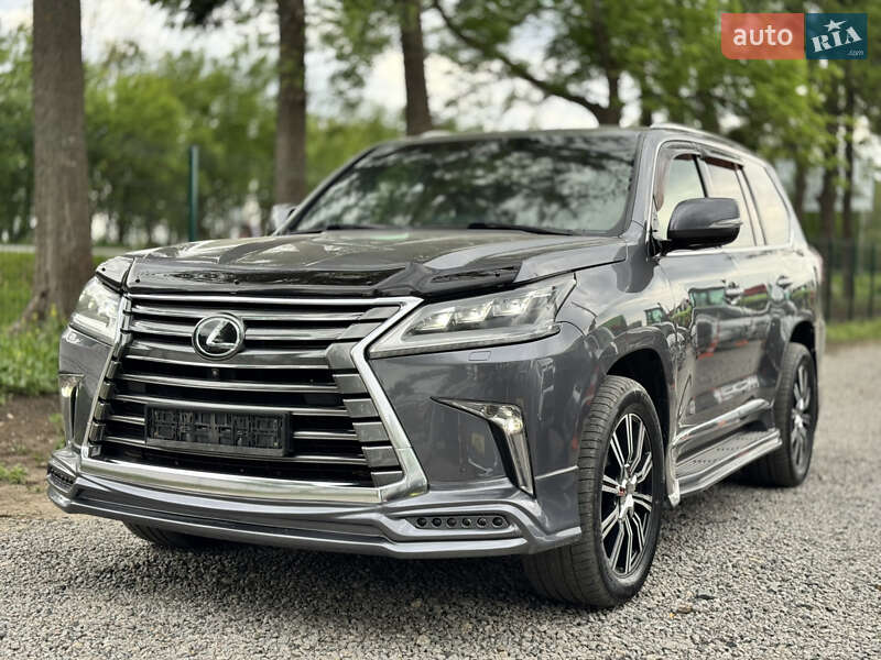 Lexus Lx (2017)