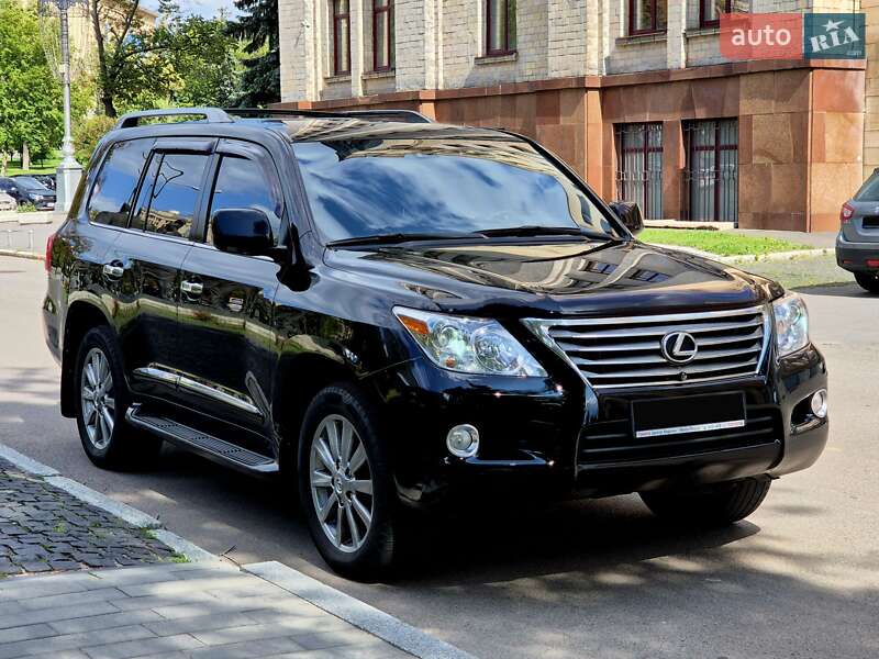 Lexus Lx (2010)