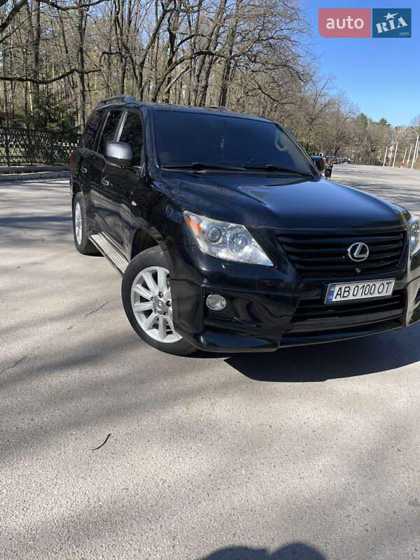 Lexus Lx (2014)