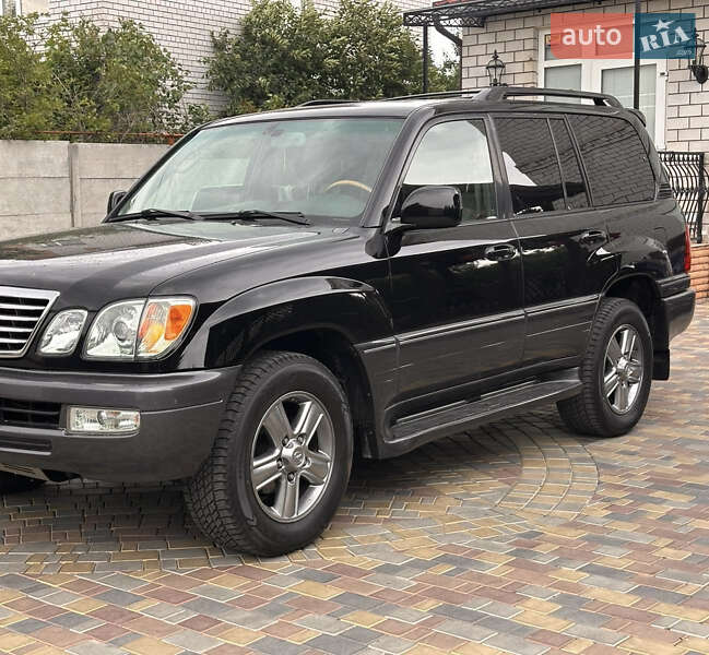 Lexus Lx (2005)