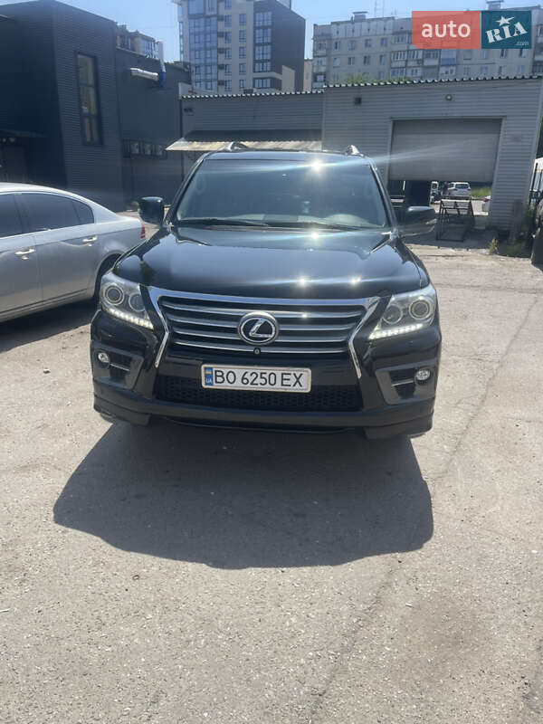 Lexus Lx (2013)