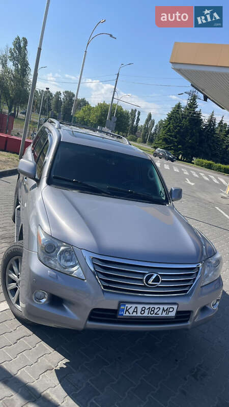 Lexus Lx (2008)